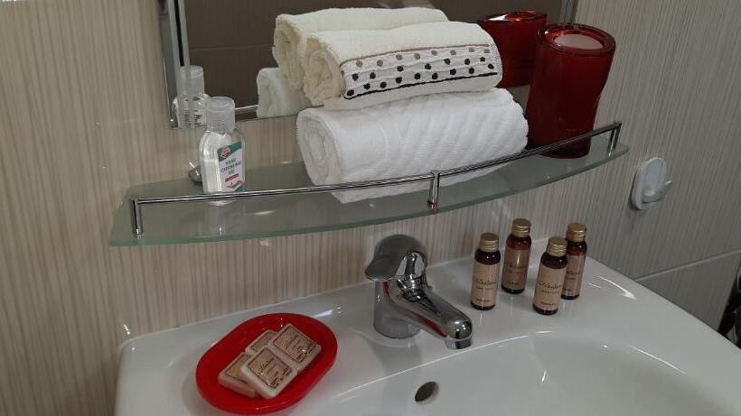 标准间带阳台, Mariana Guest House