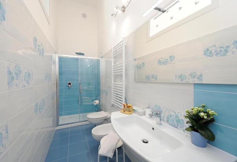 발코니 디럭스 룸, B&b Valentì