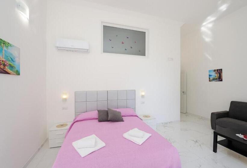 발코니 디럭스 룸, B&b Valentì