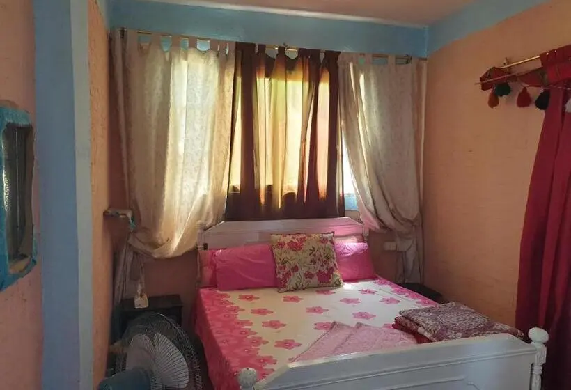 اتاق استاندارد با تراس, Rural Guest House فندق البيت الريفي