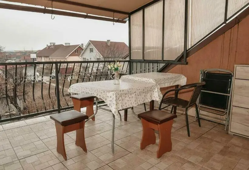 اتاق استاندارد چهار تخته, Vila Delia