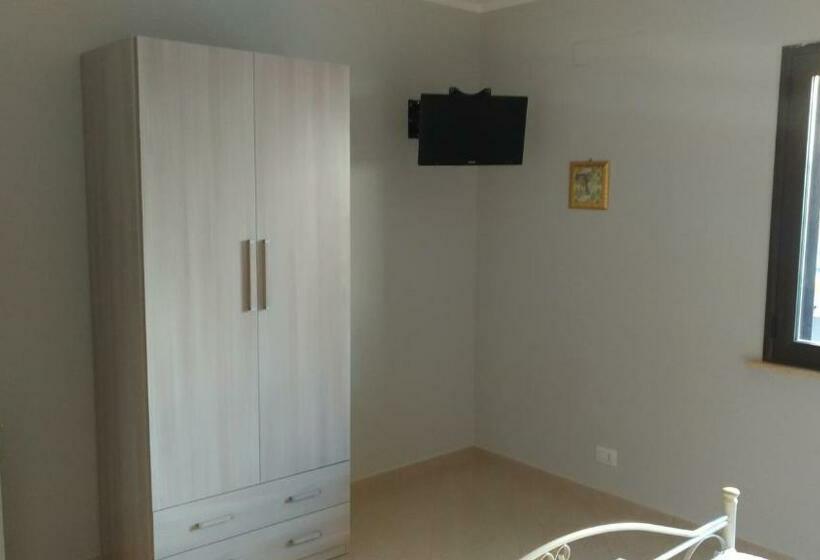 标准间, B&b Paradise