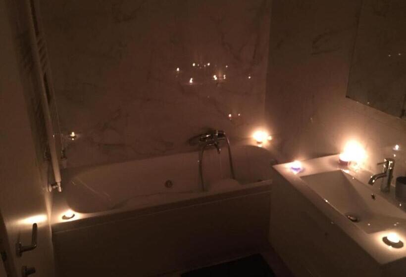 اتاق استاندارد با وان آب گرم, Casa Di Taty B&b