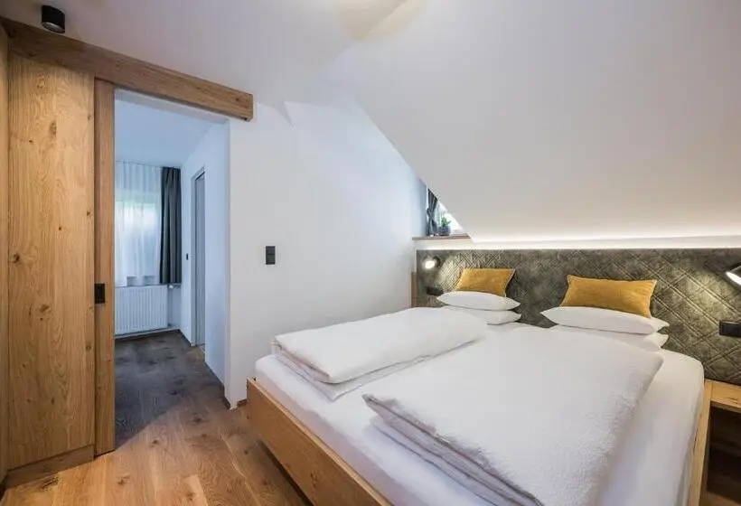マウンテンビューファミリールーム, Gasthof Albergo Dolomiten