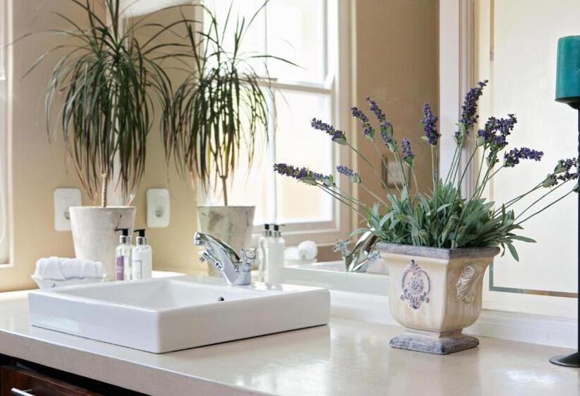 اتاق خانوادگی, Heuwelsig Cottages