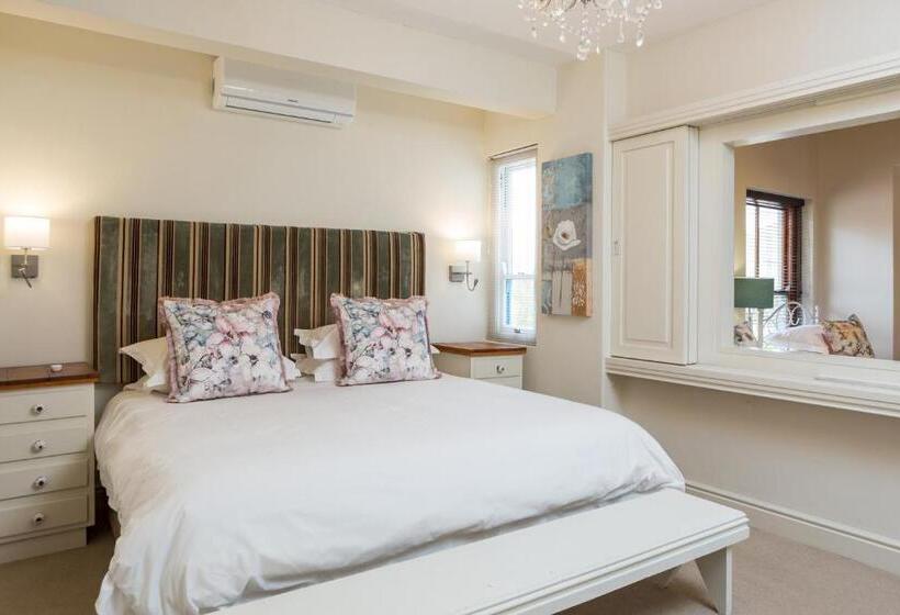 اتاق خانوادگی, Heuwelsig Cottages