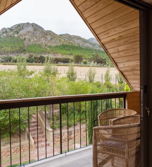 استودیوی استاندارد, Heuwelsig Cottages