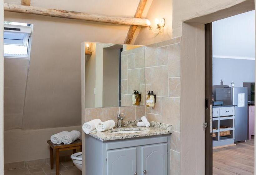 استودیوی استاندارد, Heuwelsig Cottages