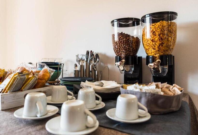 Номер Стандарт Совместная Ванная, La Casa Del Poeta