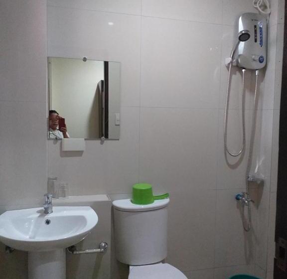 חדר סטנדרט לארבעה, Devayn S Inn