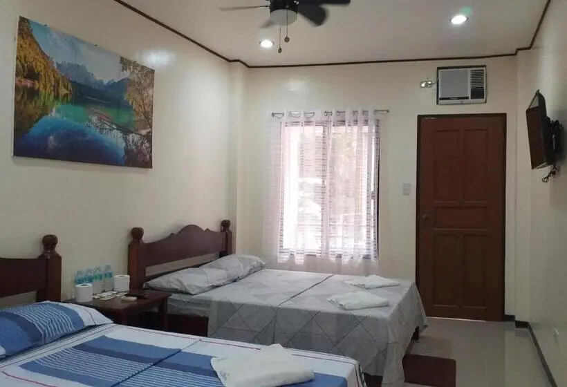 Chambre Quadruple Standard, Devayn S Inn