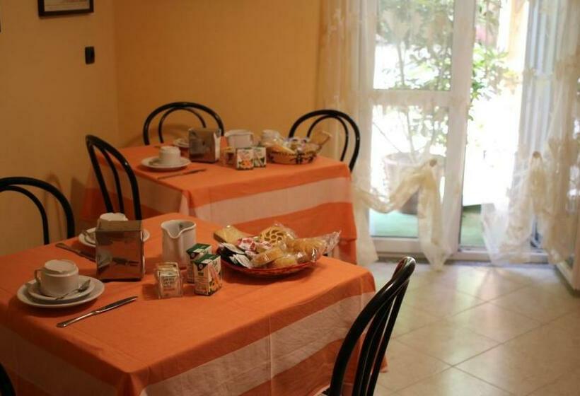 חדר סטנדרט לשלושה, B&b Bassu