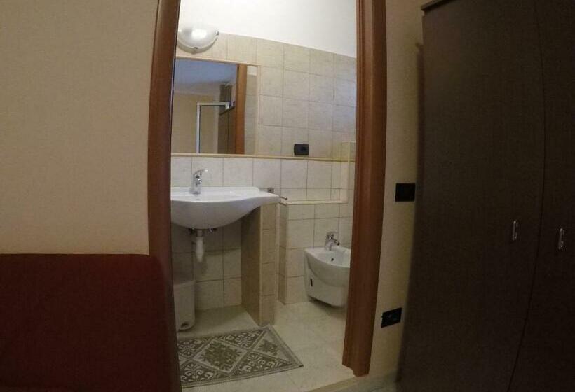 Номер Стандарт Трехместный, B&b Bassu
