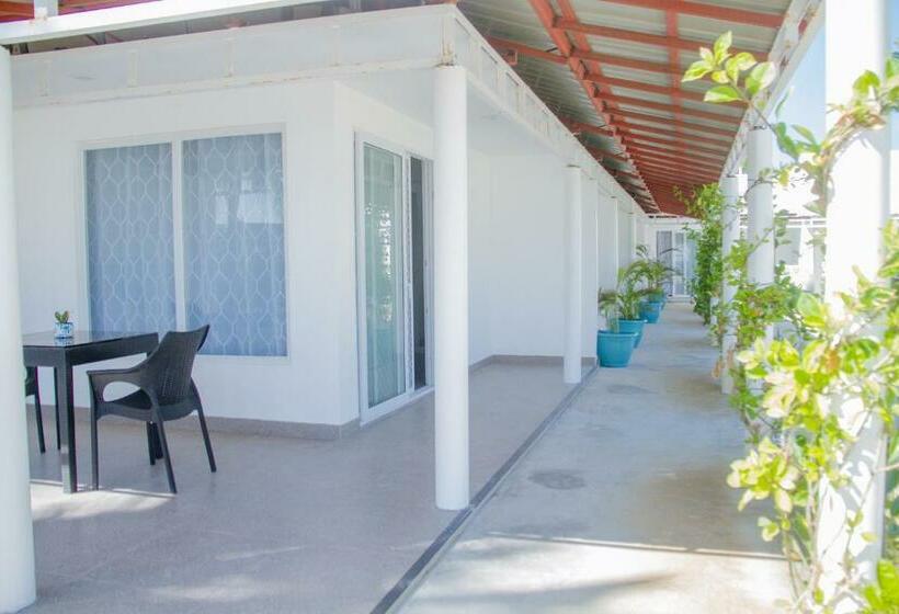 اتاق استاندارد با تخت بزرگ, La Playa Estrella Beach Resort