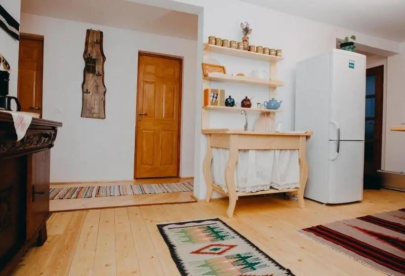 Huoneisto 3 Makuuhuonetta, Gáll Vendégház