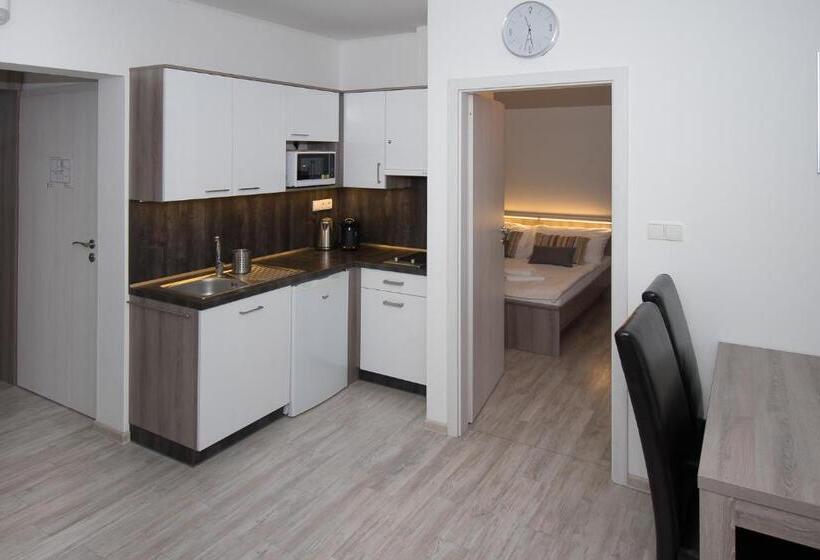 スイート, Penzion U Hrnčíře