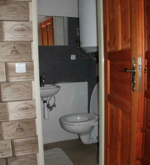 スタンダードルーム, Vinný Sklep U Konečků