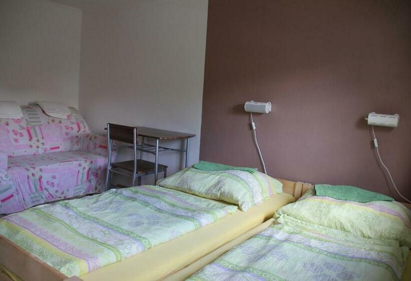 スタンダードルーム, Vinný Sklep U Konečků