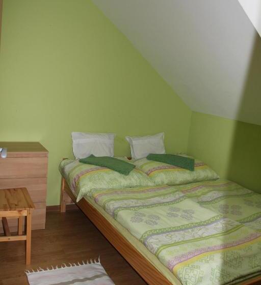 2ベッドルームアパートメント, Vinný Sklep U Konečků