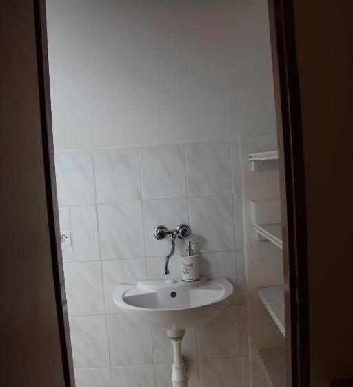 スタンダード4人部屋, Vinný Sklep U Konečků