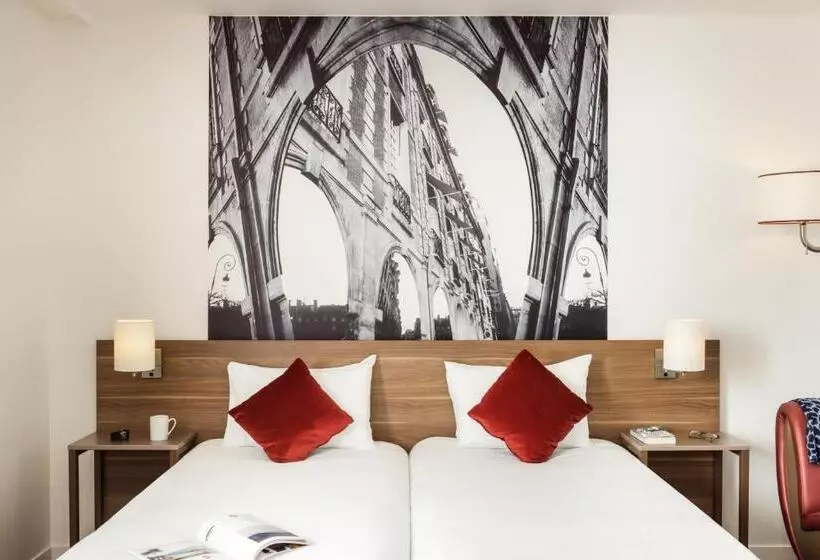 スタンダードスタジオ, Aparthotel Adagio La Defense Courbevoie