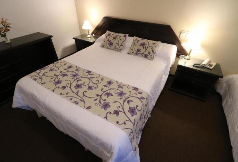 スタンダードトリプルルーム, Arona