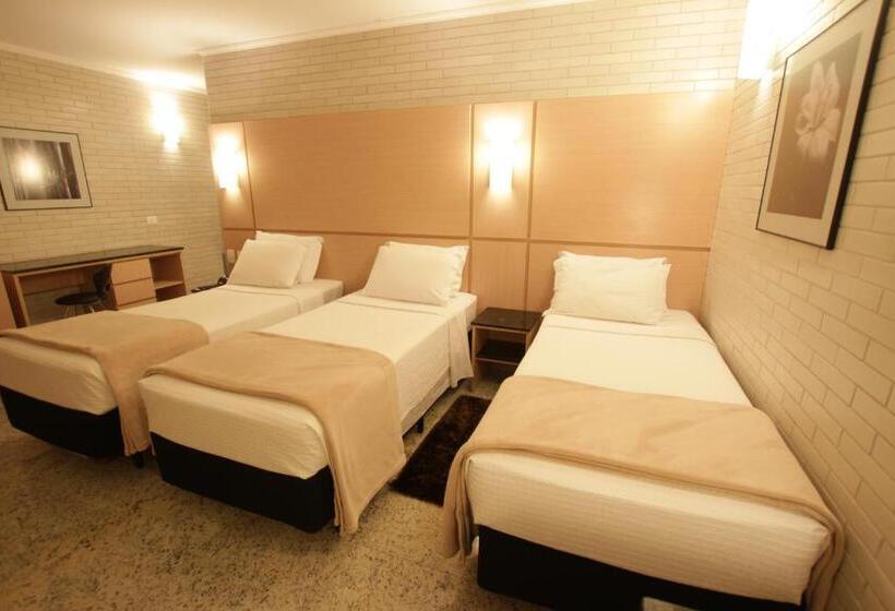 Четырехместный Номер Стандарт, Confiance Centro Civico