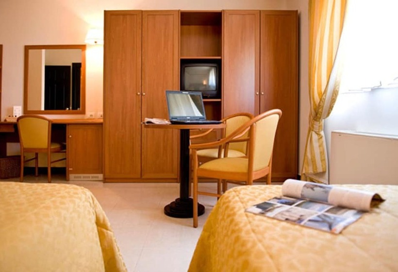 חדר סטנדרט לשלושה, Residence Federiciano