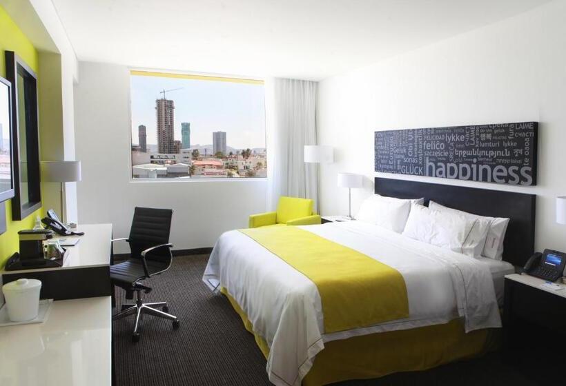 اتاق استاندارد با تخت بزرگ, Holiday Inn Express & Suites Puebla Angelopolis, An Ihg