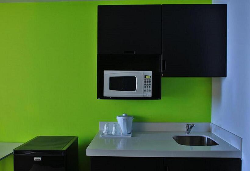 سوییت, Holiday Inn Express & Suites Puebla Angelopolis, An Ihg