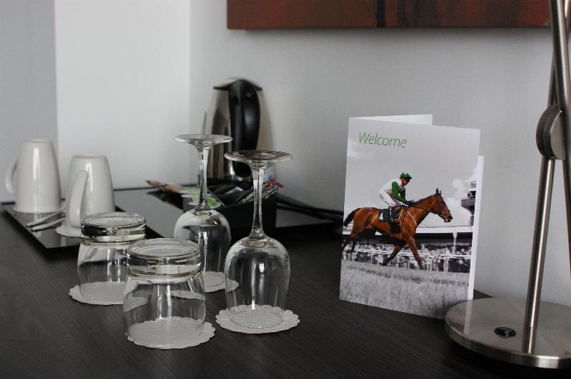 스위트, Holiday Inn Huntingdon Racecourse, An Ihg