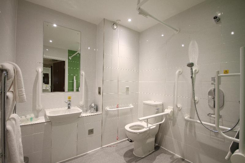 장애인을 위한 스탠다드 룸, Holiday Inn Huntingdon Racecourse, An Ihg