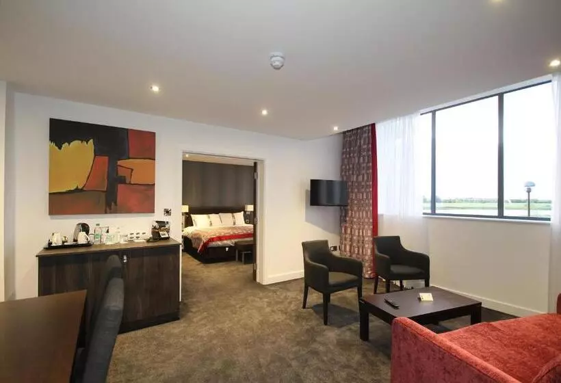 スイート, Holiday Inn Huntingdon Racecourse, An Ihg