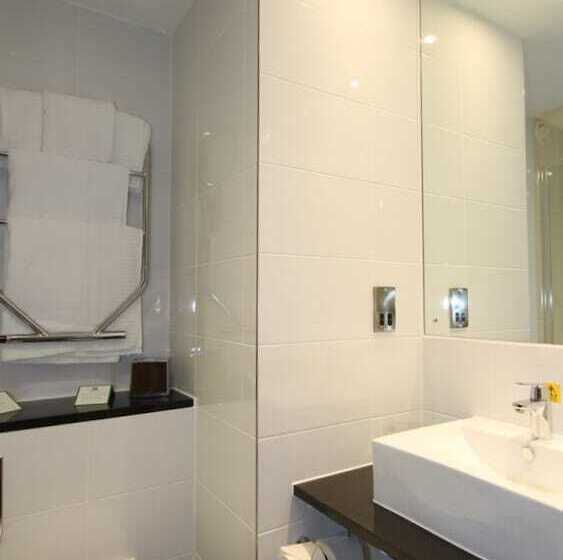 스탠다드 룸, Holiday Inn Huntingdon Racecourse, An Ihg