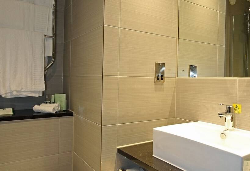 스탠다드 룸, Holiday Inn Huntingdon Racecourse, An Ihg