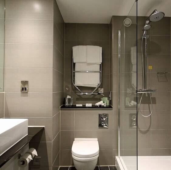 스탠다드 룸, Holiday Inn Huntingdon Racecourse, An Ihg