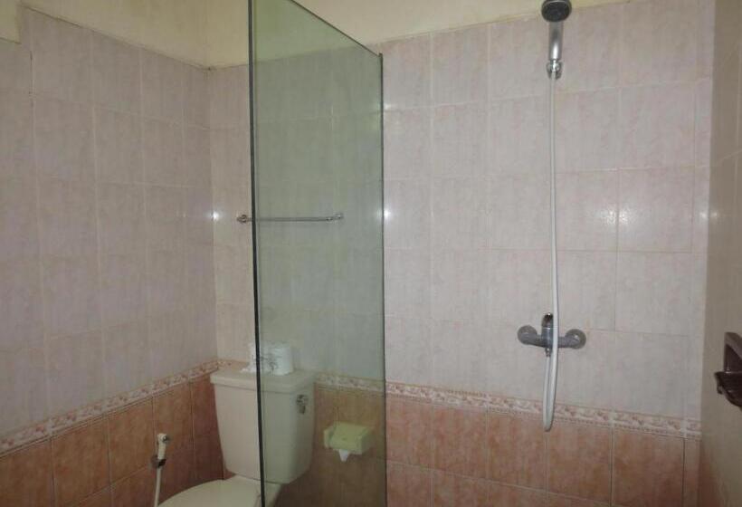 Deluxe Room, Laghawa Beach