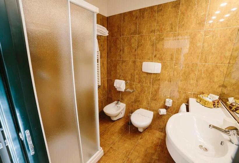 חדר סטנדרט לשלושה, Residence Federiciano