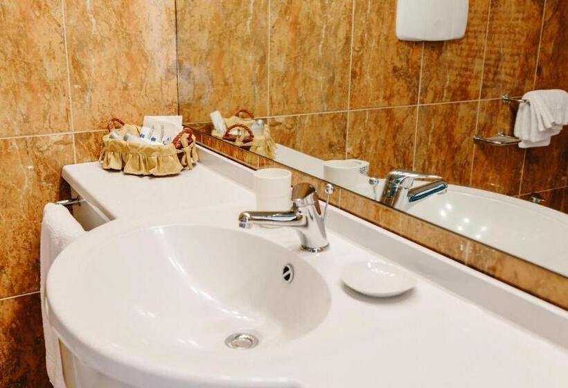 חדר סטנדרט לארבעה, Residence Federiciano