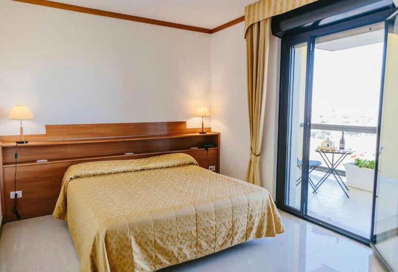 סוויטת ג'וניור עם מרפסת, Residence Federiciano