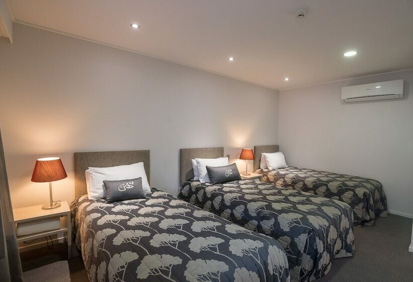 Апартаменты Deluxe 2 Спальни, Te Anau Lakeview Holiday Park & Motels