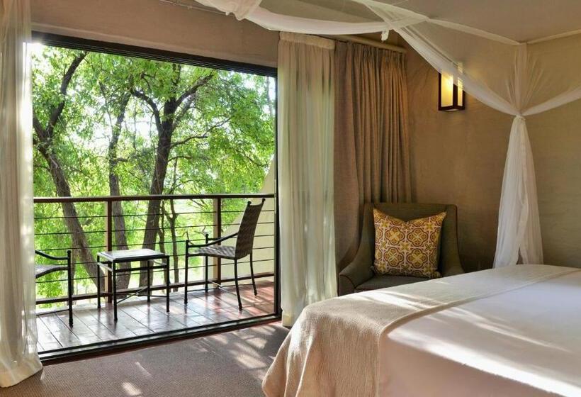 3 Bedroom Suite, Victoria Falls Safari Suites