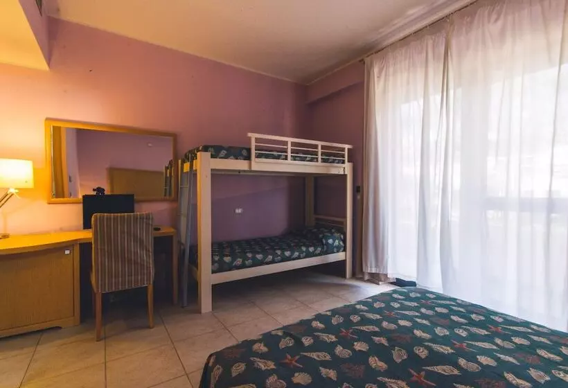 スタンダード4人部屋, Villaggio Residence Costa Blu
