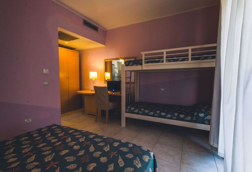 اتاق استاندارد چهار تخته, Villaggio Residence Costa Blu