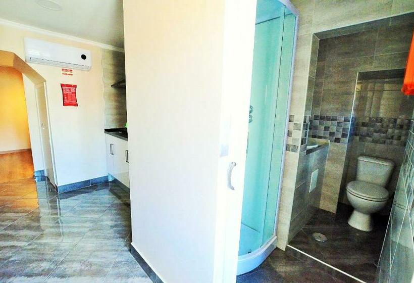 استودیوی استاندارد, Suites & Apartments Dp Setubal