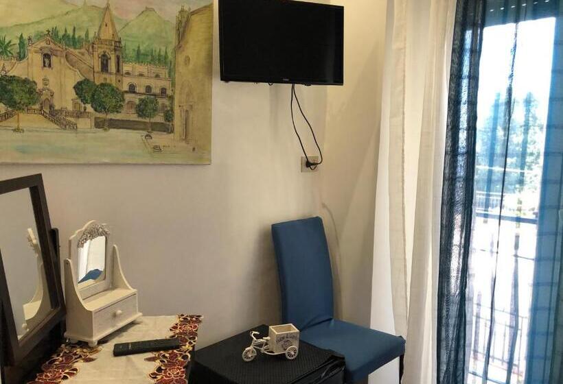 Quarto Estandar com Sacada, B&b Antonella