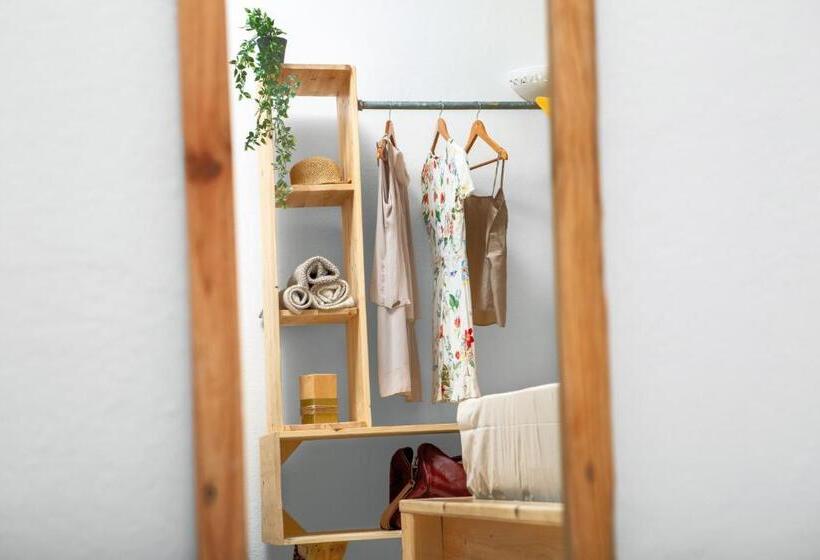 اتاق استاندارد, B&b Les Chambres Rooms & Suite