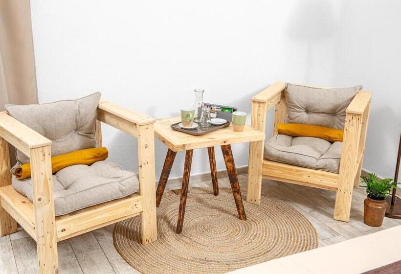 اتاق استاندارد, B&b Les Chambres Rooms & Suite