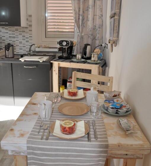 اتاق استاندارد با تخت بزرگ, B&b Les Chambres Rooms & Suite