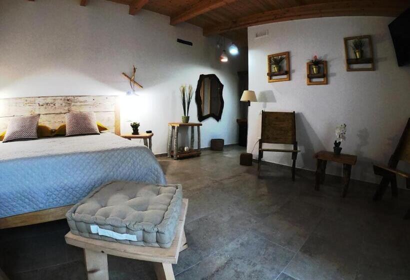 اتاق سوپریور با تخت بزرگ, B&b Les Chambres Rooms & Suite